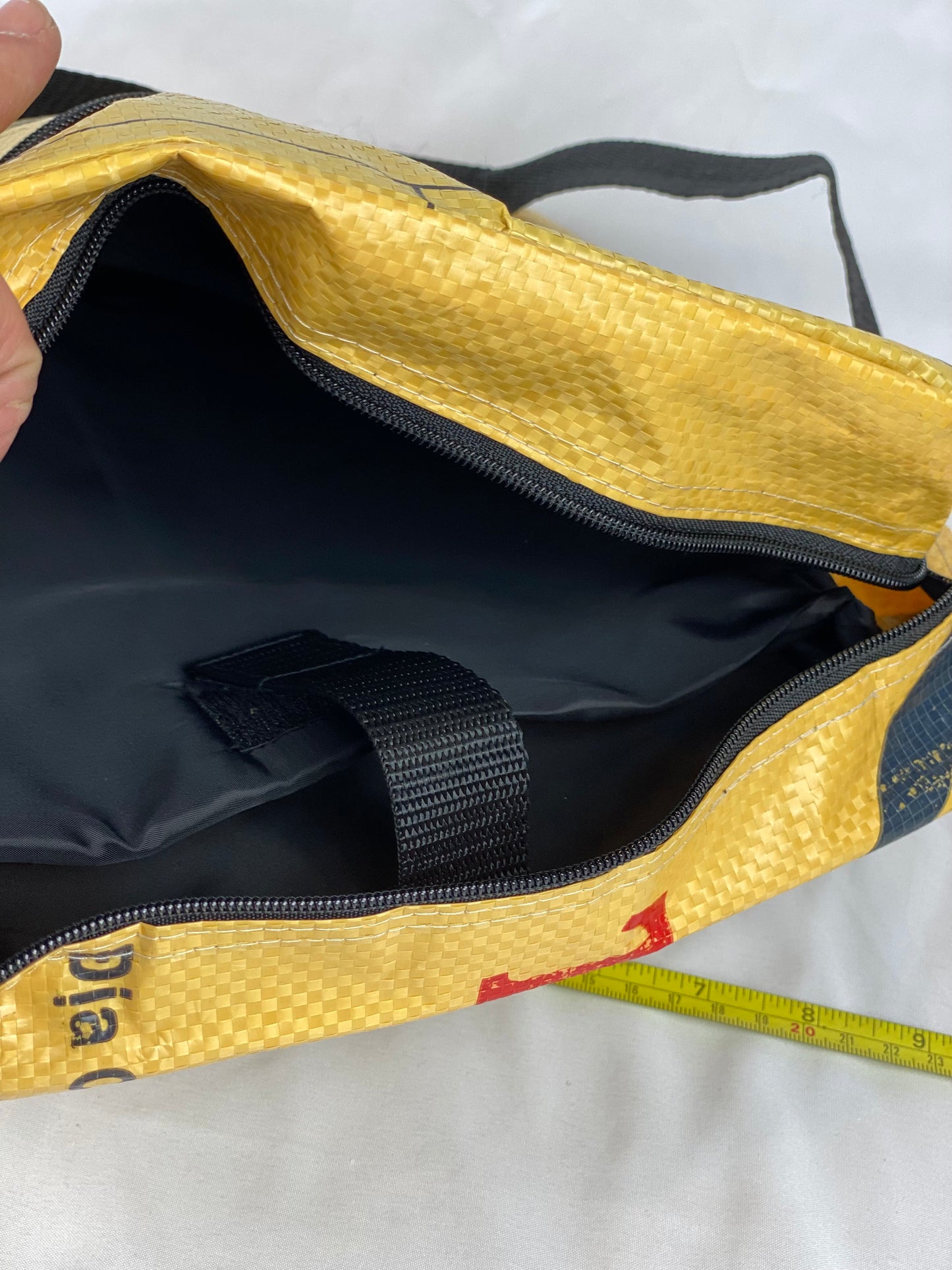 Padded Laptop Bag - Yellow Fish