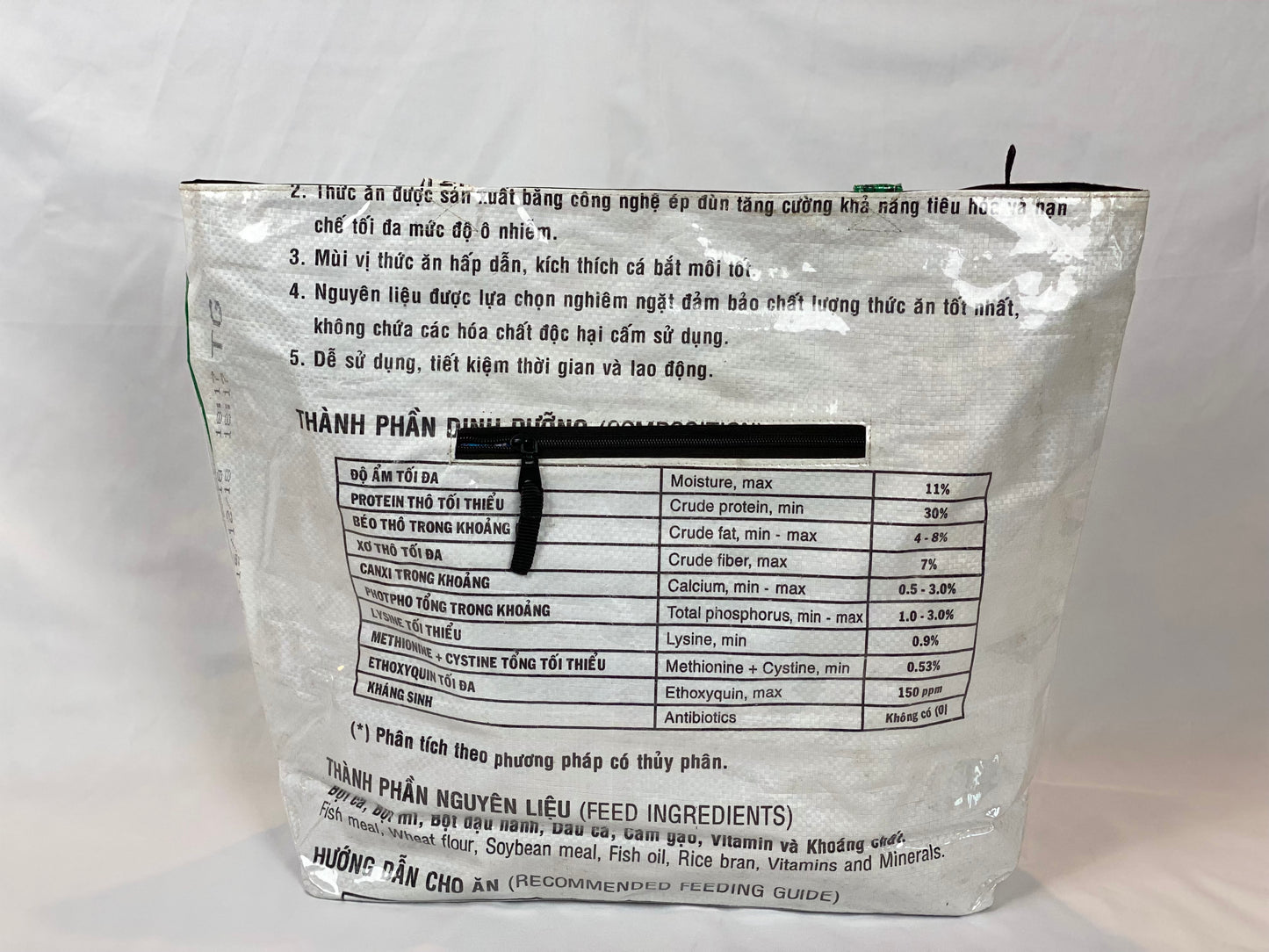 Shopping Bags - Large - White fish
