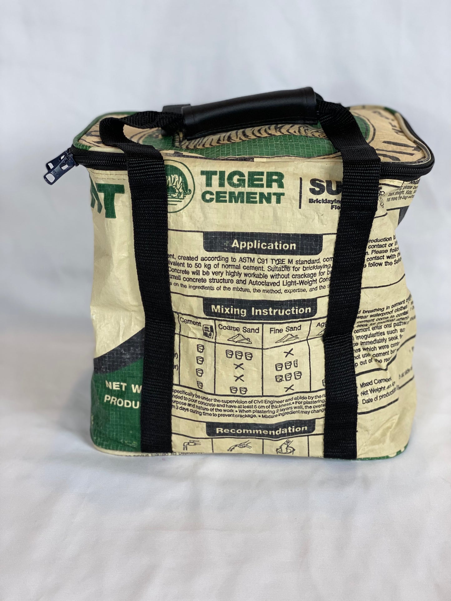 Lunch Box - Tiger Brand